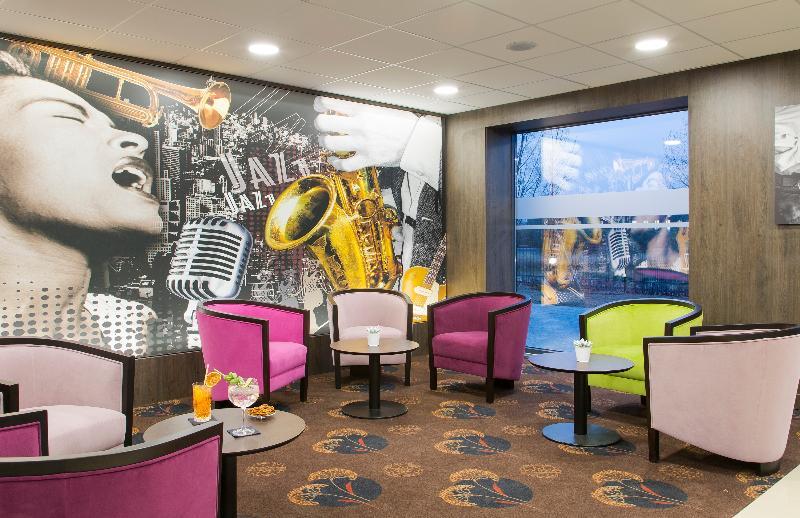 Отель Roi Soleil Prestige Strasbourg Шильтигхейм Экстерьер фото